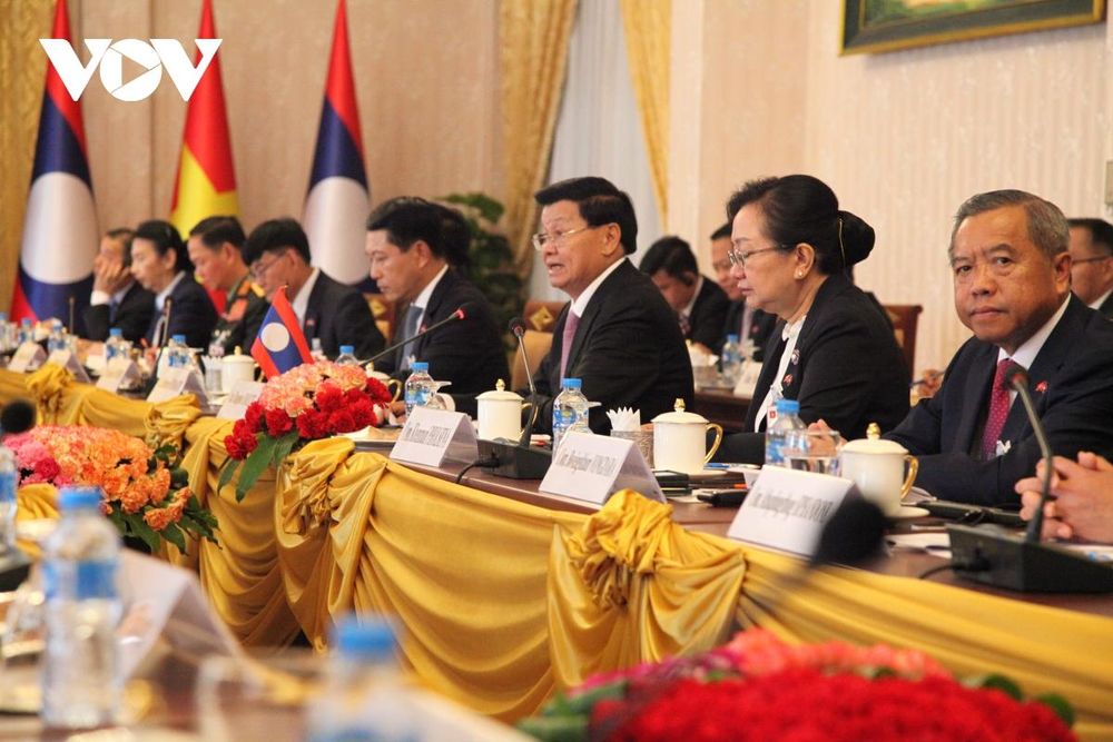 Tổng Bí thư, Chủ tịch nước Lào Thongloun Sisoulith và đoàn cấp cao nước CHDCND Lào.
