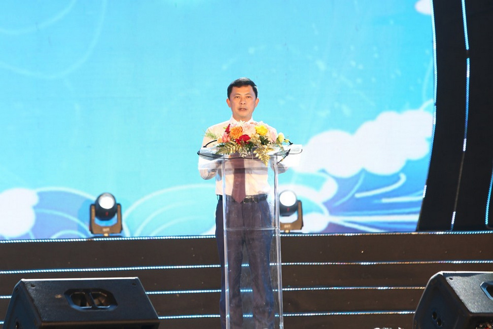 Phó Chủ tịch UBND tỉnh Hà Tĩnh Lê Ngọc Châu phát biểu khai mạc.