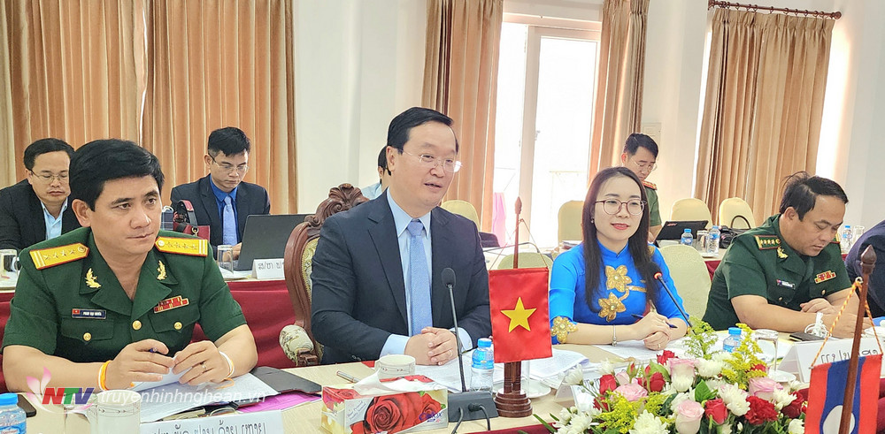 Đồng chí Nguyễn Đức Trung - Phó Bí thư Tỉnh uỷ, Chủ tịch UBND tỉnh Nghệ An phát biểu tại buổi hội đàm.