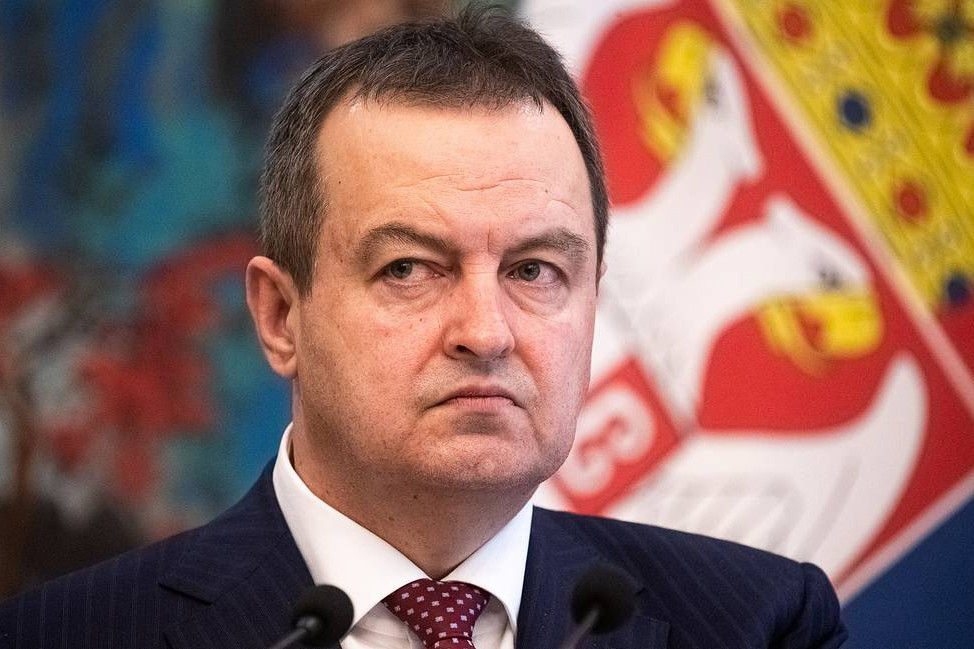Ngoại trưởng Serbia Ivica Dacic chỉ trích Hội đồng châu Âu bỏ phiếu phê chuẩn đơn xin gia nhập của Kosovo. Ảnh: Reuters