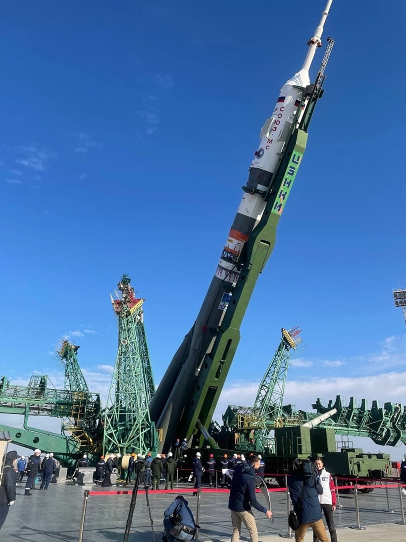 Phi thuyền Soyuz MS-19 đưa ê kíp làm phim “Thử thách” lên Trạm Vũ trụ quốc tế ngày 5/10/2021. Nguồn: Rogozin/Twitter.