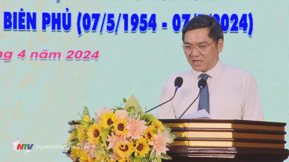 Đồng chí Hoàng Nghĩa Hiếu - Phó Bí thư Tỉnh uỷ phát biểu tri ân tại chương trình. 