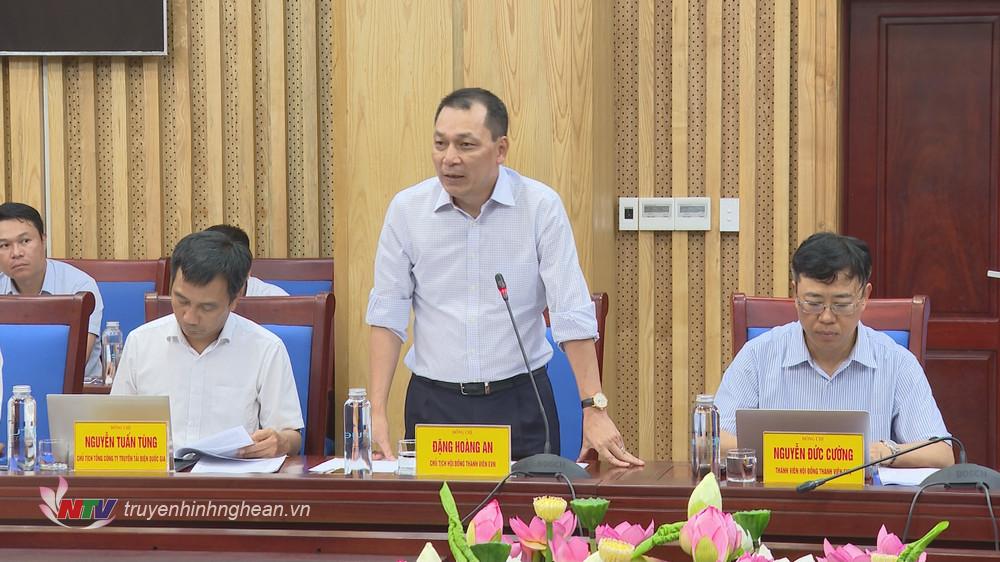 Chủ tịch Hội đồng thành viên Tập đoàn Điện lực Việt Nam Đặng Hoàng An phát biểu tại cuộc làm việc. 
