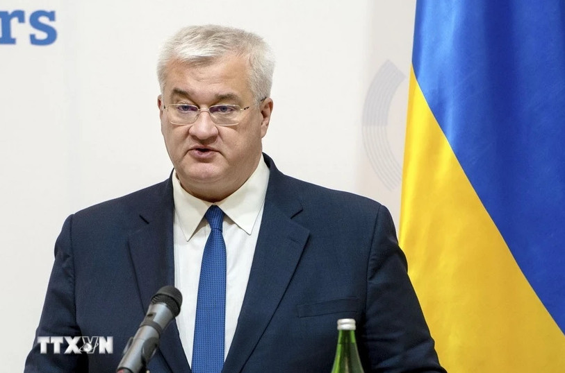 Ngoại trưởng Ukraine Andrii Sybiha trong một cuộc họp báo tại Kiev. (Ảnh: Kyodo/TTXVN)