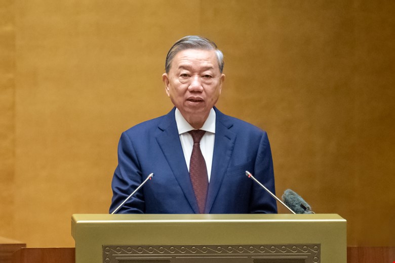 Tổng Bí thư phát biểu chỉ đạo tại hội nghị.