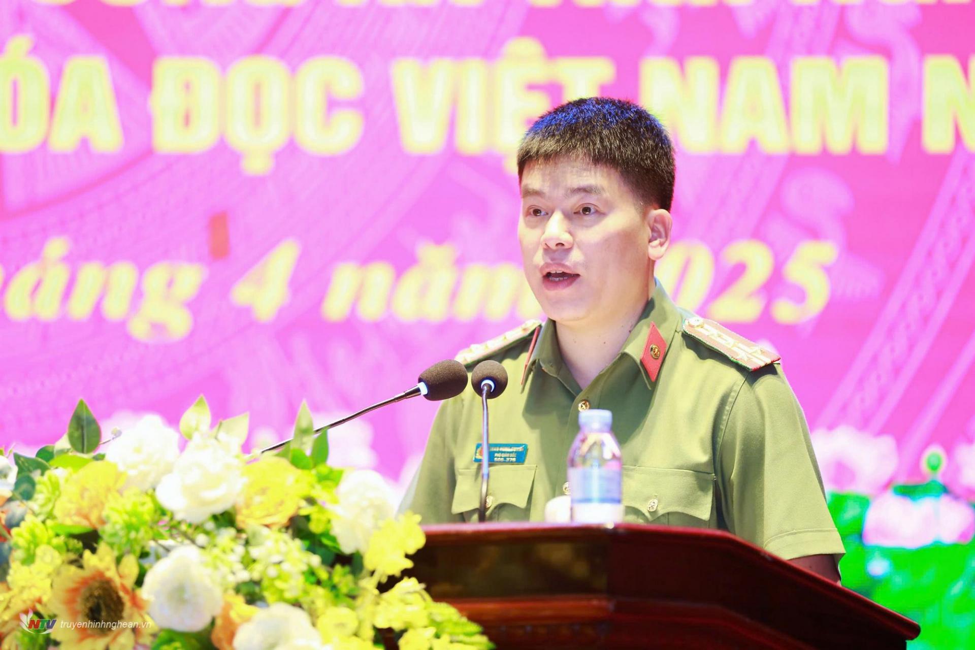 Đại tá Trần Hồng Quang, Phó Bí thư Đảng ủy, Phó Giám đốc Công an tỉnh quán triệt hướng dẫn đợt sinh hoạt chính trị đặc biệt; hưởng ứng Ngày sách Việt Nam.