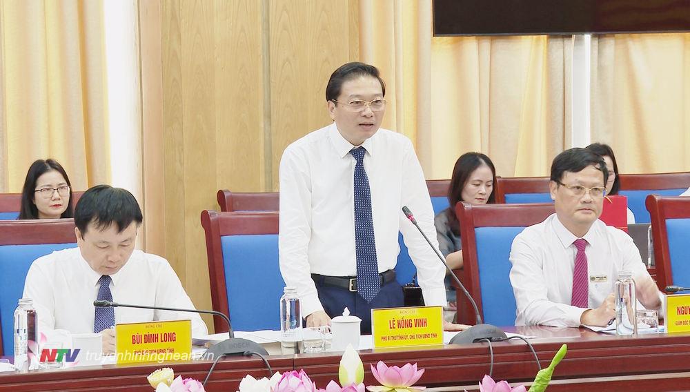 Chủ tịch UBND tỉnh Lê Hồng Vinh phát biểu tại buổi lễ.