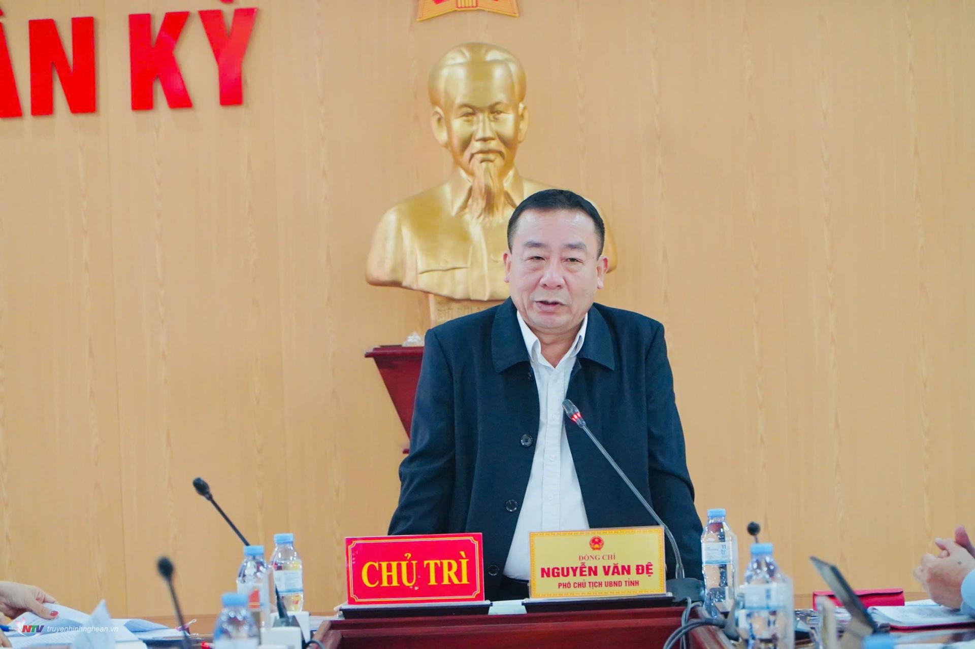 Phó Chủ tịch UBND tỉnh Nguyễn Văn Đệ phát biểu kết luận buổi làm việc