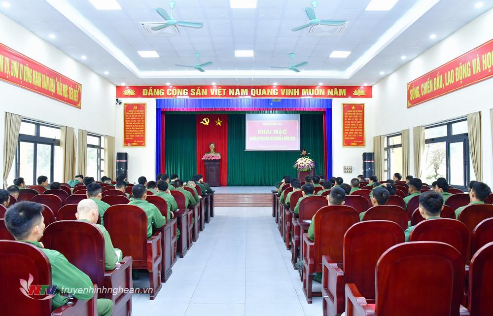 Toàn cảnh lễ khai mạc.