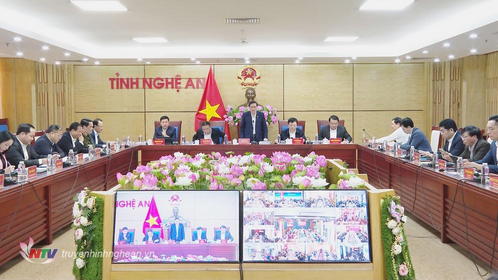 Toàn cảnh phiên họp tại điểm cầu UBND tỉnh.