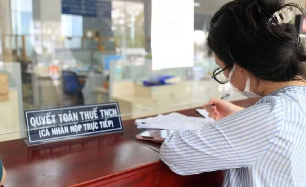 Bộ Tài chính đề xuất nâng mức thu nhập làm căn cứ xác định người phụ thuộc từ 1 triệu đồng, lên 3 triệu đồng/tháng.