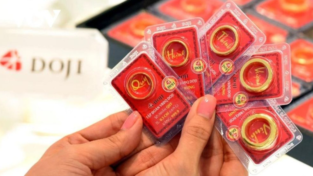 Vàng nhẫn tròn trơn 9999 được ưa chuộng.