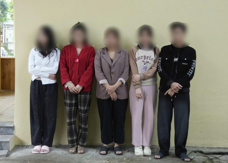 Nhóm đối tượng livestream nội dung đồi trụy trên không gian mạng.