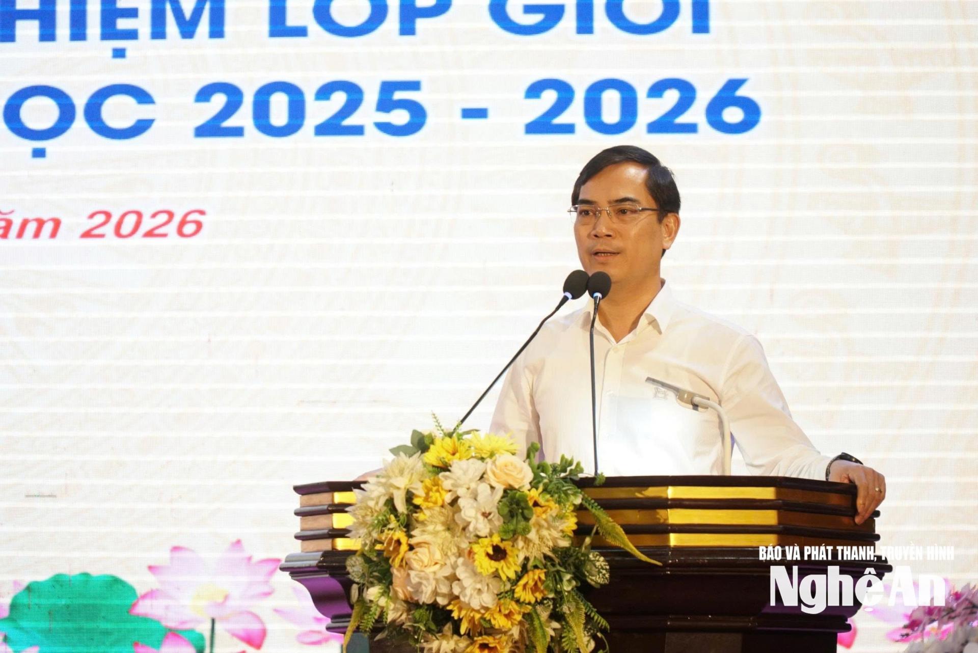 Ông Nguyễn Văn Khoa - Giám đốc Sở Giáo dục và Đào tạo phát biểu tại lễ khai mạc. Ảnh: Mỹ Hà