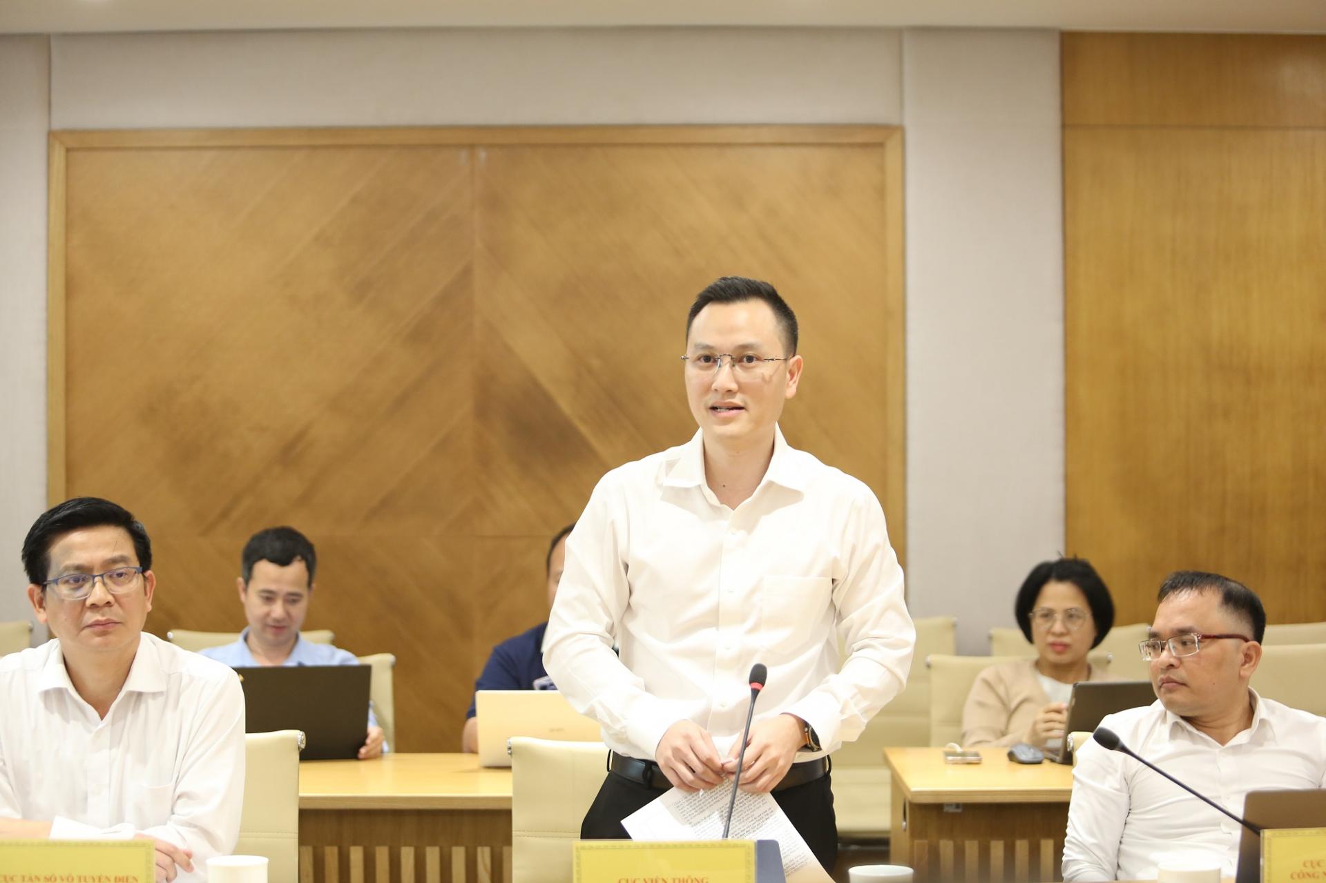 Ông Nguyễn Anh Cương, Phó Cục trưởng Cục Viễn thông thông tin tại cuộc họp báo. Ảnh: TT.