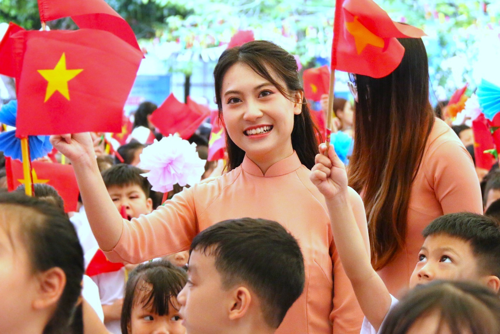 Giáo viên và học sinh Hà Nội. Ảnh minh họa: Thanh Hùng