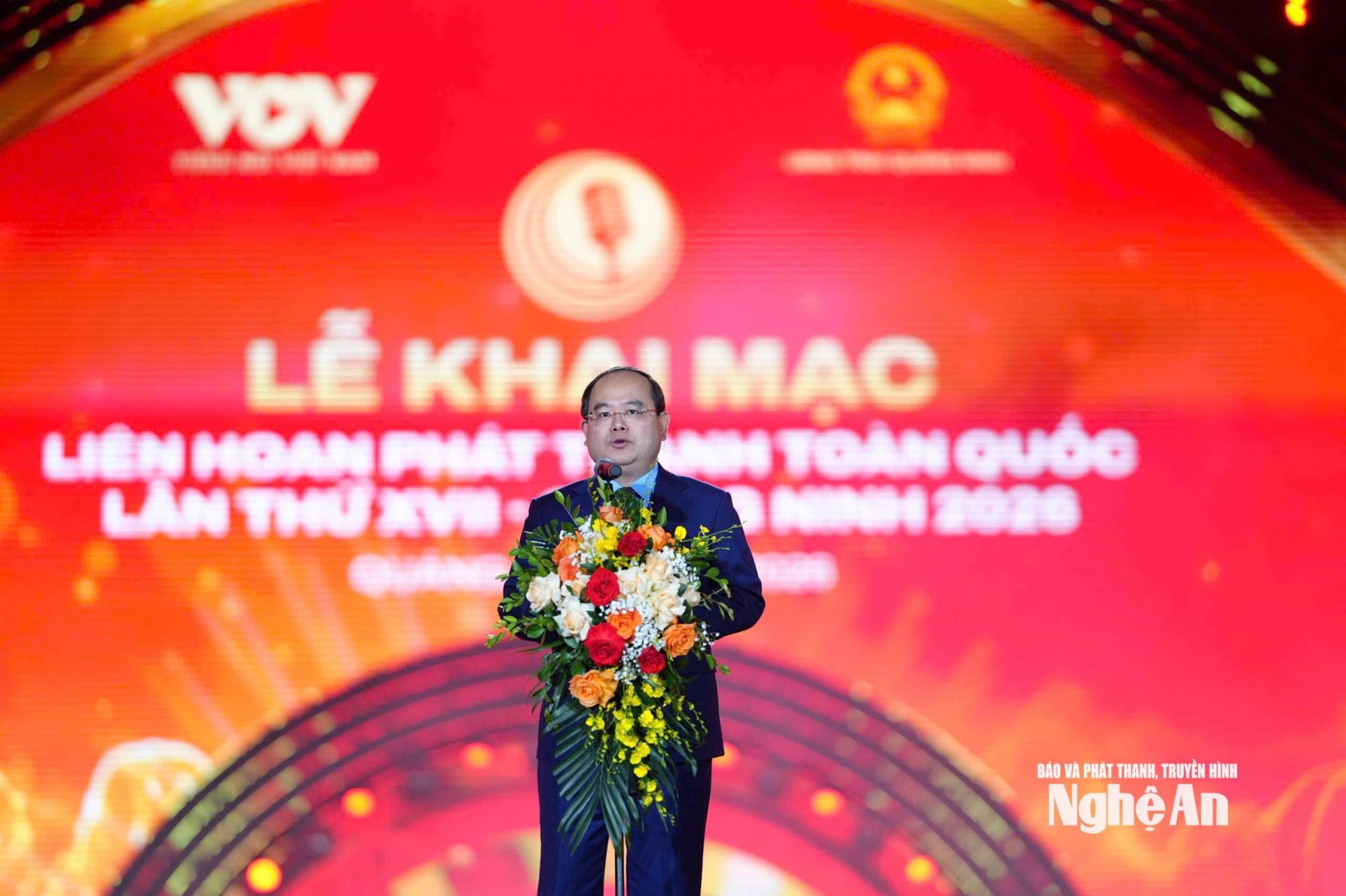 Đồng chí Quản Minh Cường, Ủy viên Ban Chấp hành Trung ương Đảng, Bí thư Tỉnh ủy, Trưởng Đoàn đại biểu Quốc hội tỉnh Quảng Ninh phát biểu tại lễ khai mạc. Ảnh: P.V