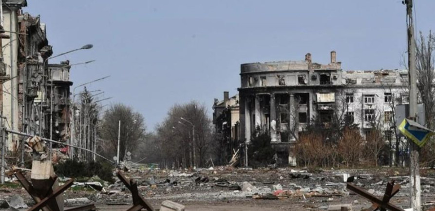 Trung tâm thành phố Bakhmut bị tàn phá trong giao tranh. (Ảnh: Sputnik)