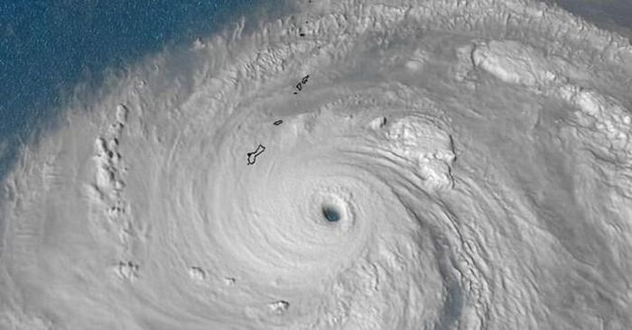 Bão Mawar là cơn bão thứ 2 hoạt động trên khu vực Tây Bắc Thái Bình Dương trong mùa bão năm 2023.