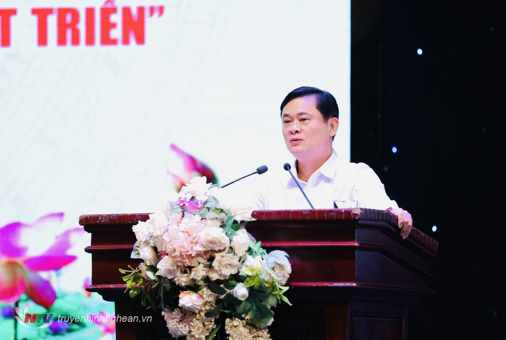 Bí thư Tỉnh ủy Nghệ An Thái Thanh Quý phát biểu tại hội nghị. 