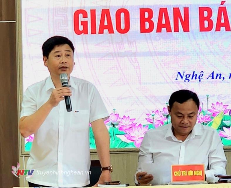 Chủ tịch Hội nhà báo tỉnh, Giám đốc Đài PT-TH Nghệ An Trần Monh Ngọc phát biểu tại hội nghị.