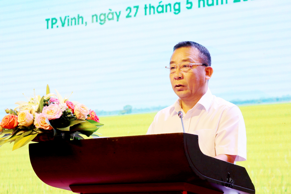  Phó Chủ tịch UBND tỉnh Nguyễn Văn Đệ phát biểu khai mạc 