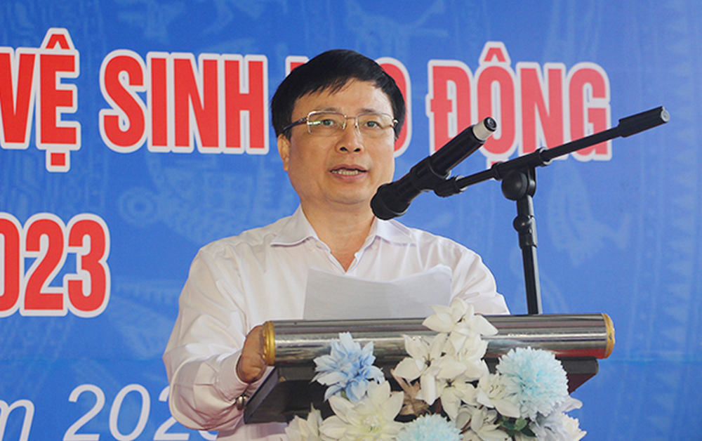 Đồng chí Bùi Đình Long - Phó Chủ tịch UBND tỉnh phát biểu tại lễ phát động.