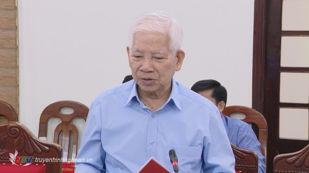 Nguyên Chủ tịch nước Nguyễn Minh Triết phát biểu tại buổi làm việc.