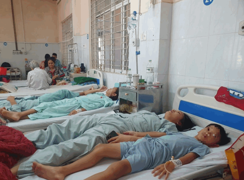 Các bệnh nhân đang điều trị tại Bệnh viện Đa khoa khu vực Long Khánh