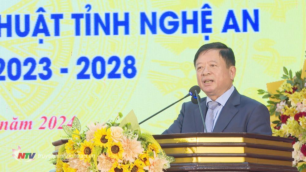 Chủ tịch Liên hiệp các Hội Văn học Nghệ thuật Việt Nam Đỗ Hồng Quân phát biểu chỉ đạo Đại hội.