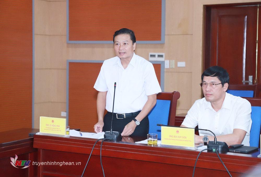 Đồng chí Lê Hồng Vinh - Ủy viên Ban Thường vụ Tỉnh ủy, Phó Chủ tịch Thường trực UBND tỉnh phát biểu tại phiên họp