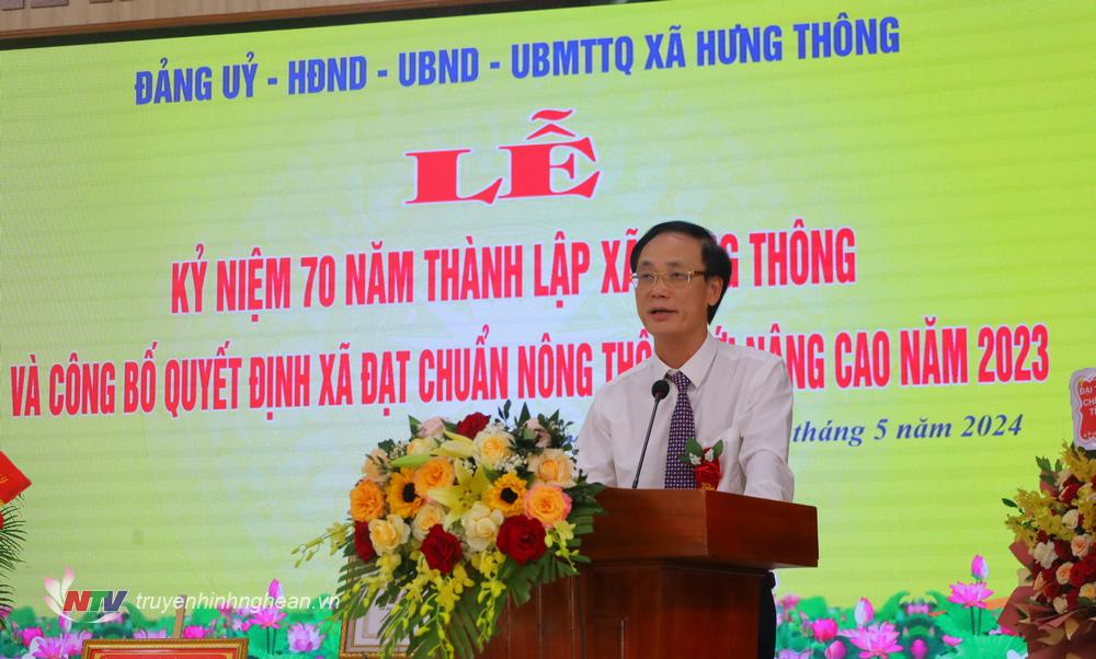 Đồng chí Nguyễn Trường Giang - Bí thư Huyện uỷ Hưng Nguyên phát biểu tại buổi lễ.