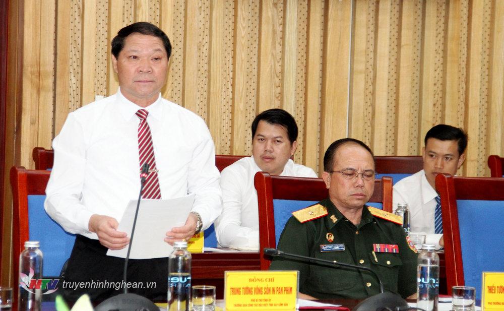Trung tướng Vông-sỏn In-pan-phim - Phó Bí thư Tỉnh ủy Xay Sổm Bun, nước CHDCND Lào phát biểu tại buổi lễ.