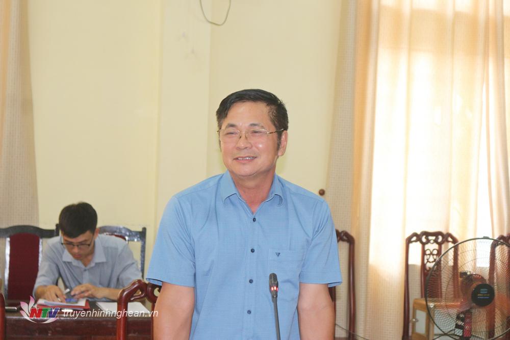 Đồng chí Nguyễn Thanh Hoài - Bí thư Huyện ủy Quỳ Châu phát biểu tại buổi làm việc.