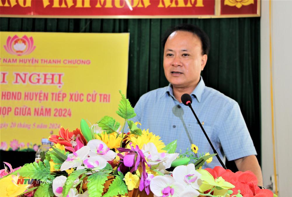 Phó Chủ tịch Thường trực HĐND tỉnh Nguyễn Nam Đình giải trình ý kiến, kiến nghị của cử tri.