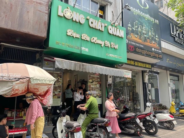 Đoàn kiểm tra rời đi lúc hơn 12 giờ trưa 8-5