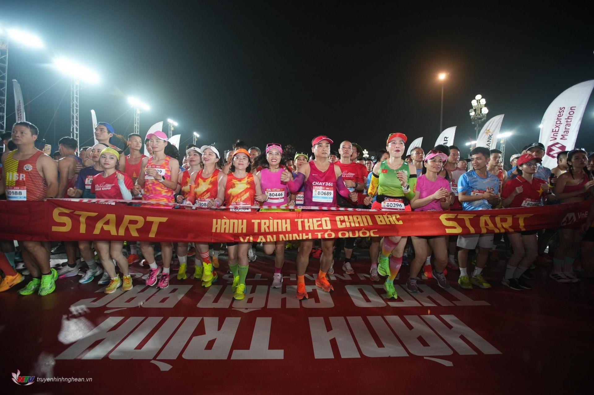 2000 VĐV tranh tài ở giải chạy ngành Công an tại TP Vinh