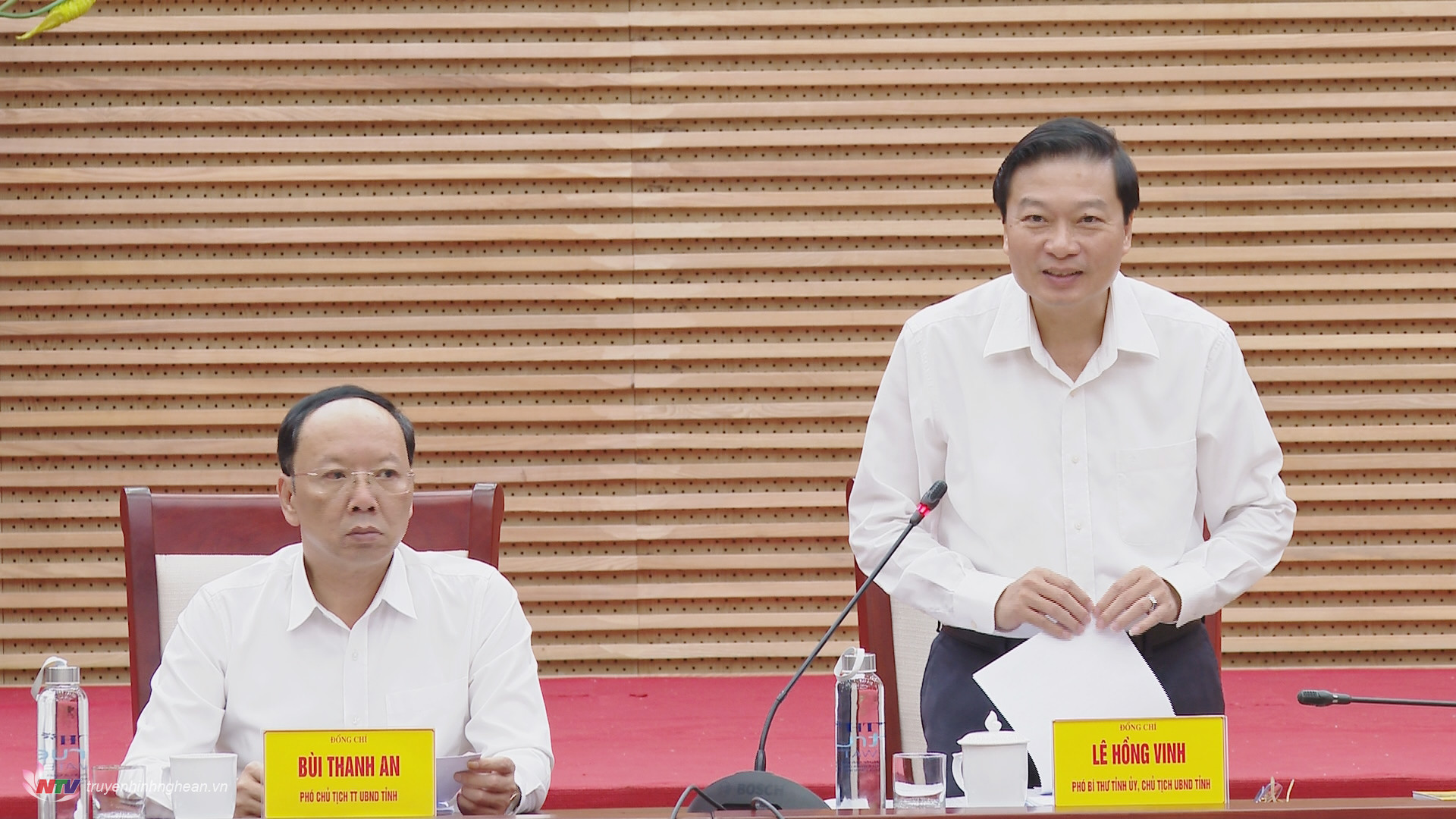 Chủ tịch UBND tỉnh Lê Hồng Vinh phát biểu kết luận.