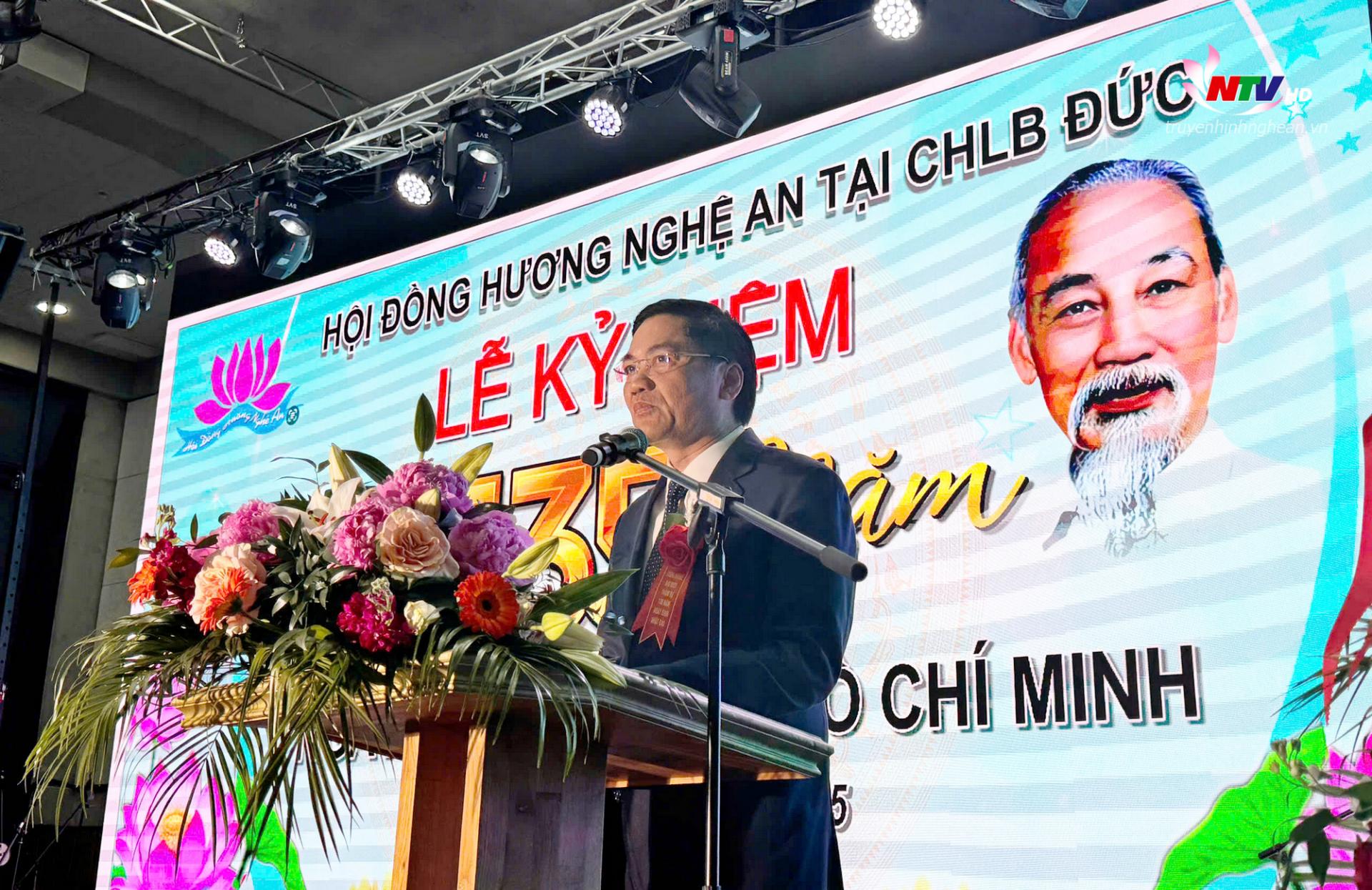 Đồng chí Hoàng Nghĩa Hiếu - Phó Bí thư Thường trực Tỉnh uỷ, Chủ tịch HĐND tỉnh phát biểu tại buổi lễ.