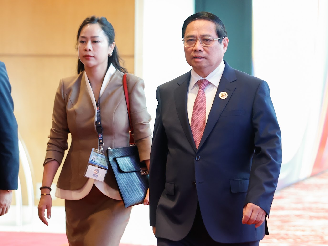 Thủ tướng Chính phủ Phạm Minh Chính dẫn đầu Đoàn đại biểu cấp cao Việt Nam tham dự hội nghị.