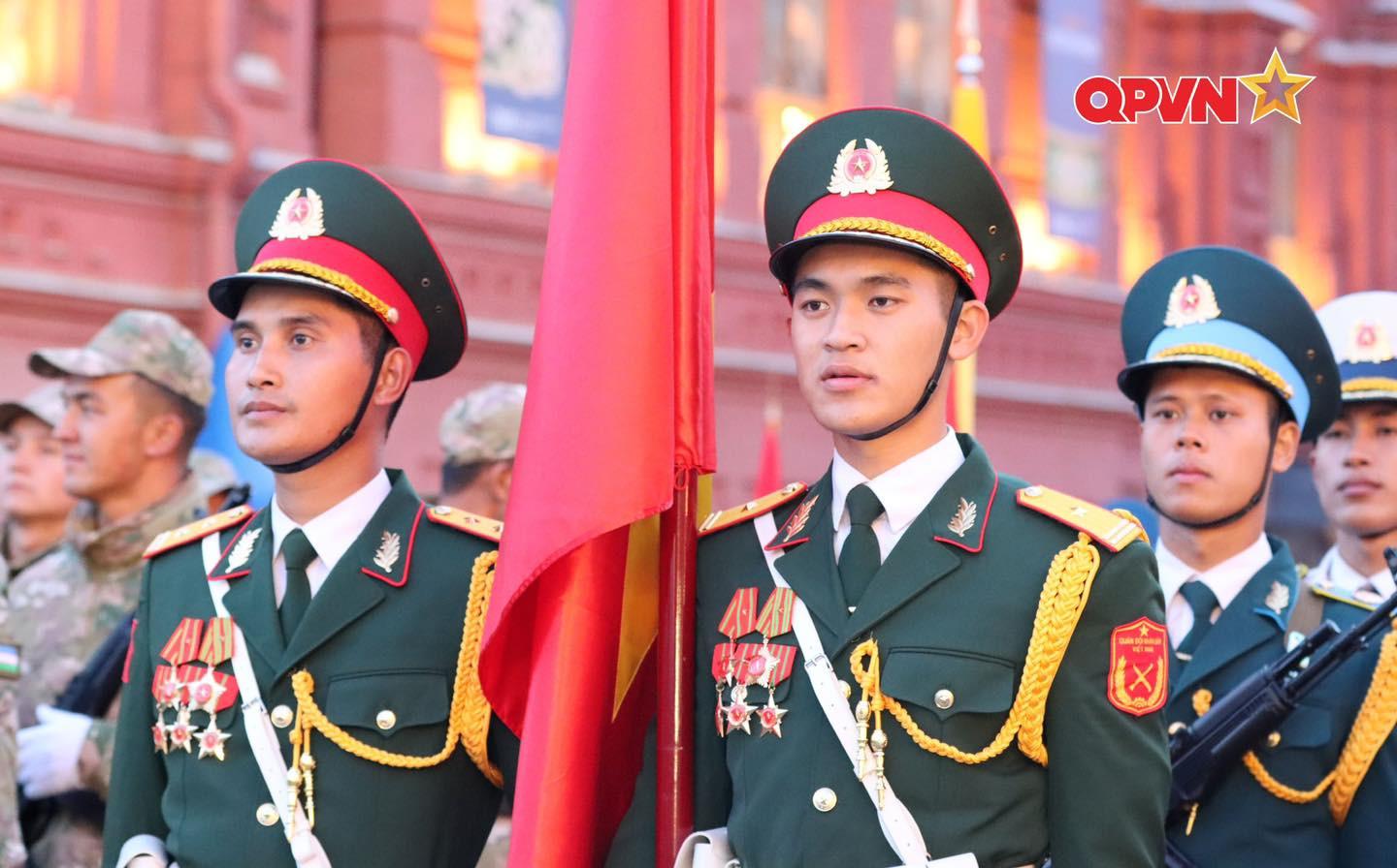 Đoàn QĐND Việt Nam tham gia buổi sơ duyệt lễ duyệt binh trên Quảng trường Đỏ. Ảnh: Truyền hình Quốc phòng Việt Nam