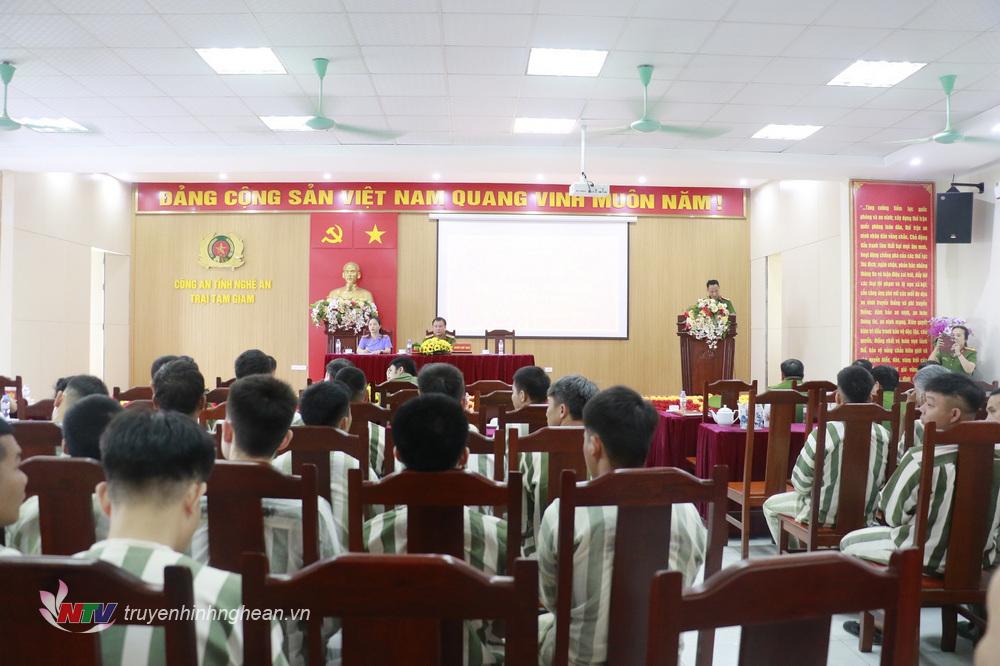 Toàn cảnh buổi lễ.