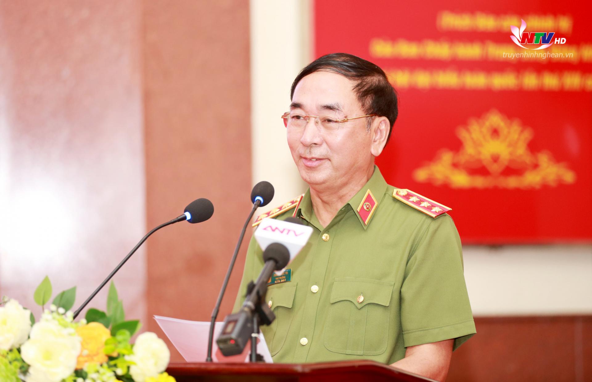 Thượng tướng, PGS.TS Trần Quốc Tỏ - Ủy viên Trung ương Đảng, Phó Bí thư Đảng ủy Công an Trung ương, Thứ trưởng Bộ Công an phát biểu kết luận hội thảo.