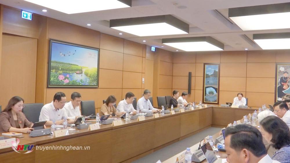 Toàn cảnh buổi thảo luận tại Tổ.