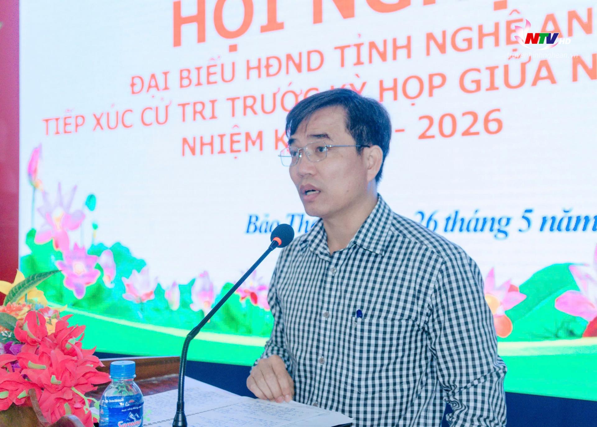 Ông Nguyễn Văn Dương - Phó Chủ tịch UBND huyện Yên Thành giải trình một số vấn đề liên quan đến địa phương.