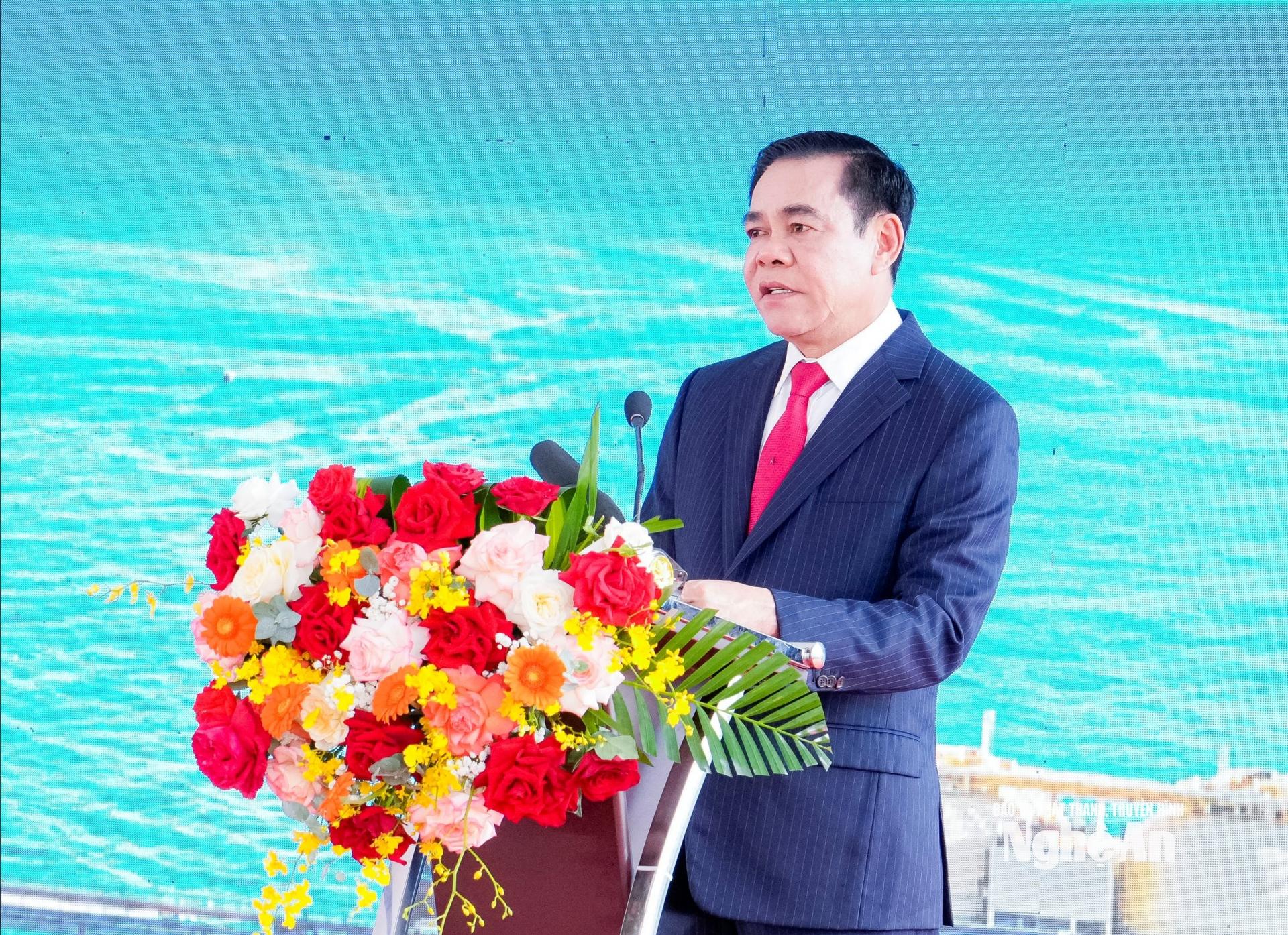 Phó Bí thư Tỉnh uỷ, Chủ tịch UBND tỉnh Võ Trọng Hải phát biểu tại buổi lễ. Ảnh: Phạm Bằng