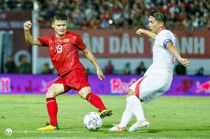 Đội tuyển Việt Nam chơi kém thuyết phục trước Hong Kong. Ảnh VFF