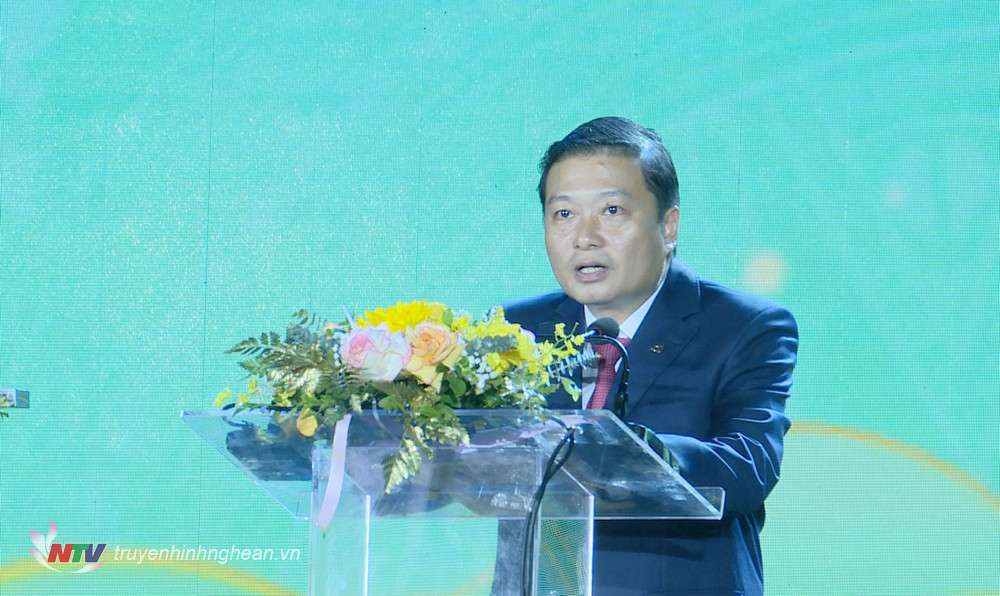Đồng chí Lê Hồng Vinh - Phó Chủ tịch Thường trực UBND tỉnh phát biểu tại lễ kỷ niệm. 