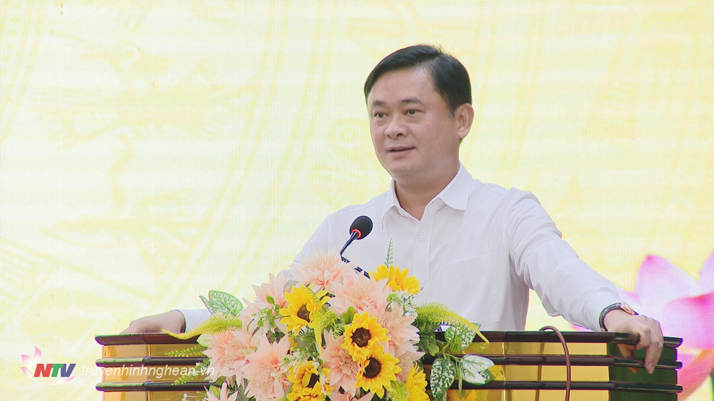 Bí thư Tỉnh ủy, Chủ tịch HĐND tỉnh Thái Thanh Quý phát biểu chia sẻ tại hội nghị.