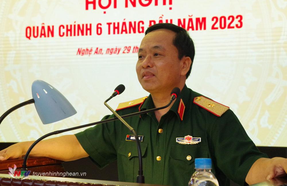 Thiếu tướng Nguyễn Ngọc Hà - Phó Tư lệnh Quân khu phát biểu chỉ đạo tại hội nghị